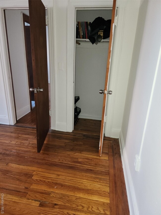 Building Photo - 673 Locust St