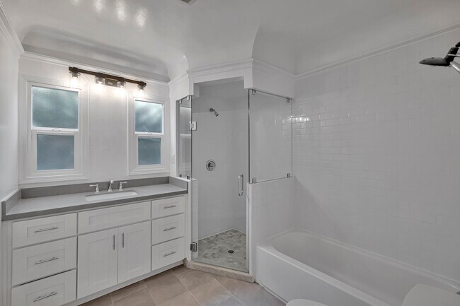 Building Photo - 223 S Le Doux Rd