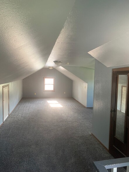 Building Photo - 720 12th St N