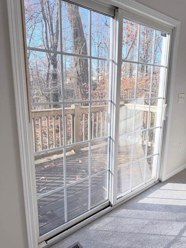 Building Photo - West Asheville 3 Bed, 2 Bath Home For Rent