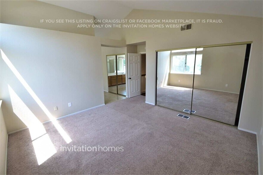 Building Photo - 4008 Tawny Meadow Way