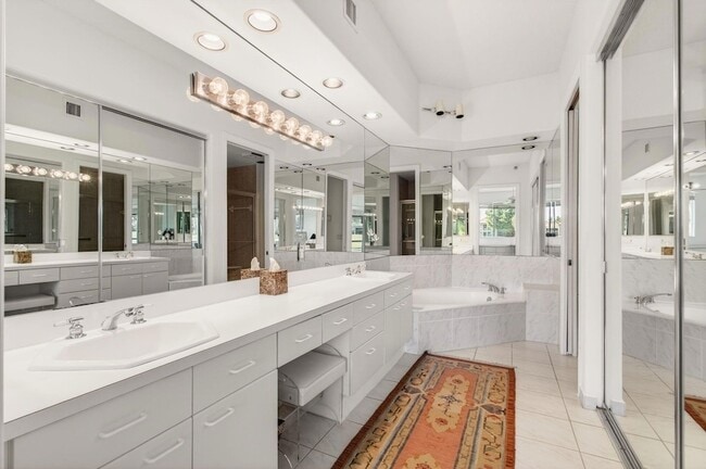 Building Photo - 2512 Coco Plum Blvd