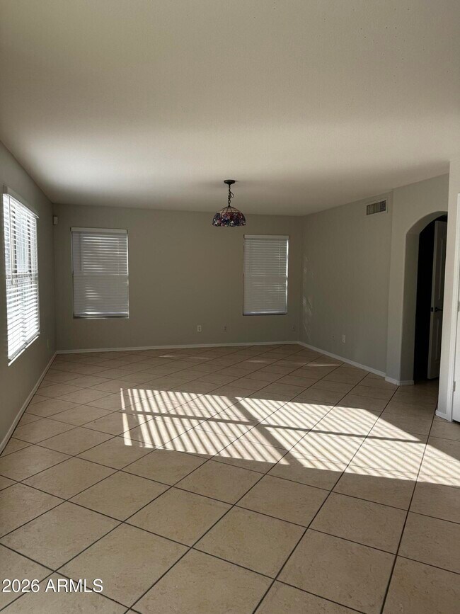 Building Photo - 1921 W Winchester Way