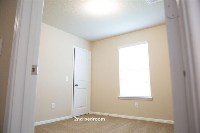 Building Photo - 11117 Furrow Hill Dr