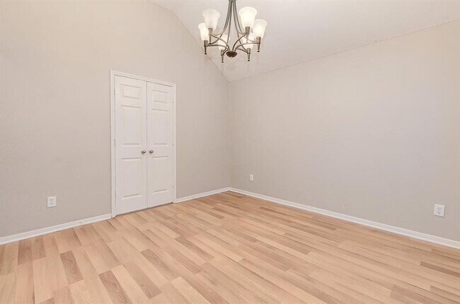 Building Photo - 3026 Silver Spring Trail