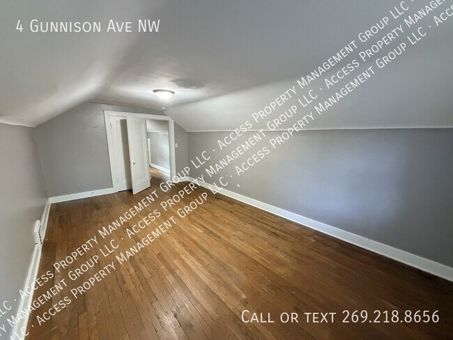 Building Photo - 4 Gunnison Ave NW