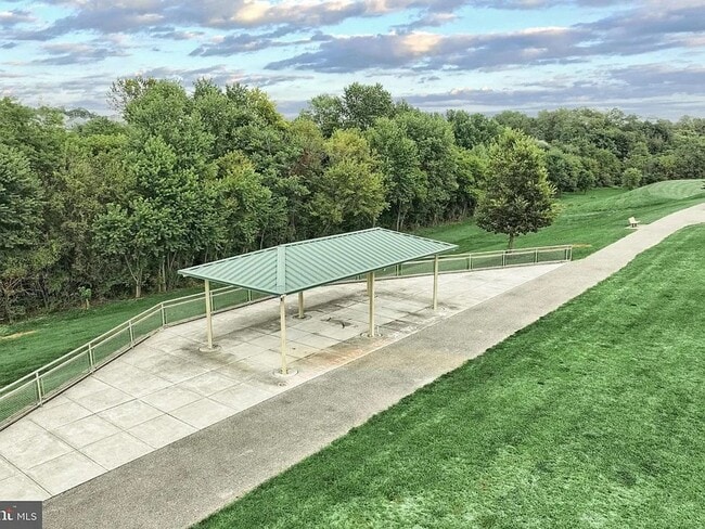 Building Photo - 1193 Ledge Dr