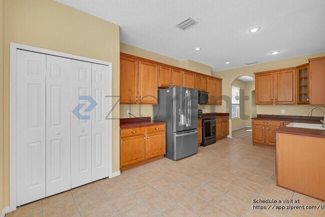 Building Photo - 18233 Cypress Haven Dr