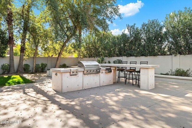 Building Photo - 11414 N 54th Pl