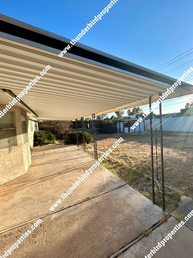 Building Photo - 4909 Overland St NE