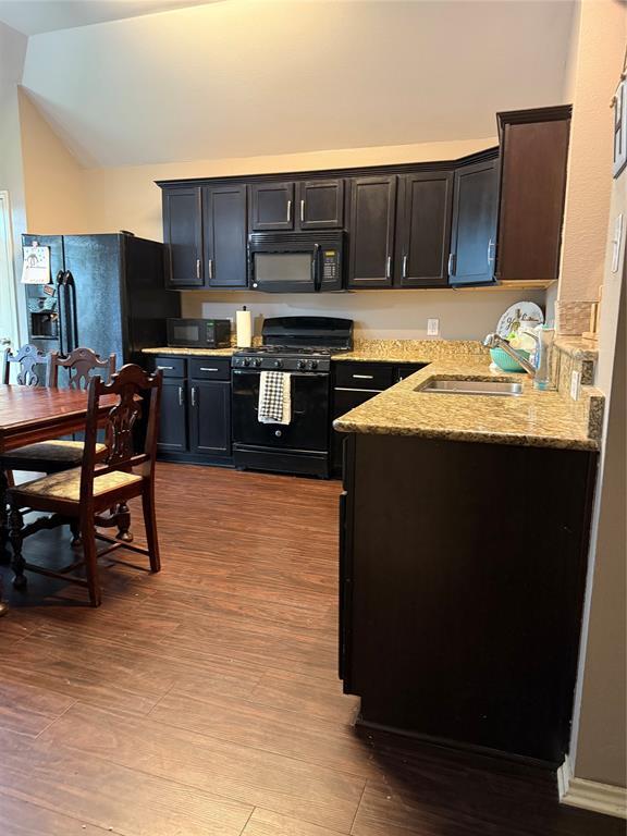 Building Photo - 108 Brookside Dr