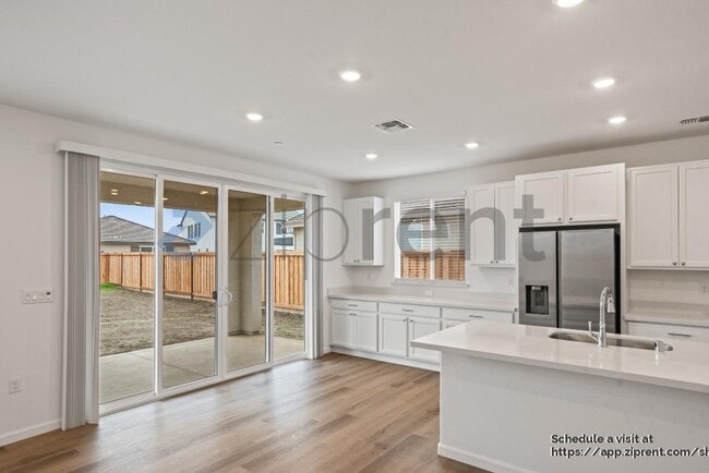 Building Photo - 1086 Carson River Ct