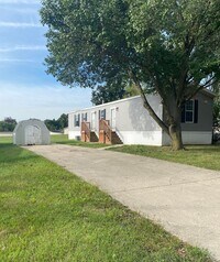 Building Photo - 2128 N Sheeran Dr