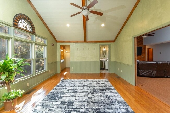 Building Photo - 3915 Stone Creek Cir