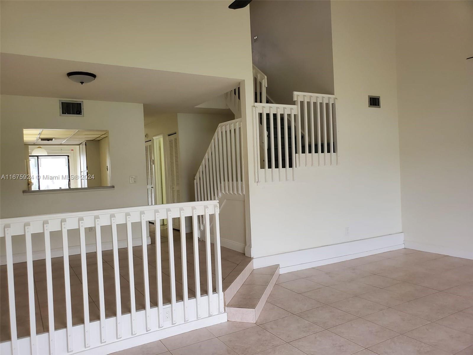 Building Photo - 4206 SW 87th Ter