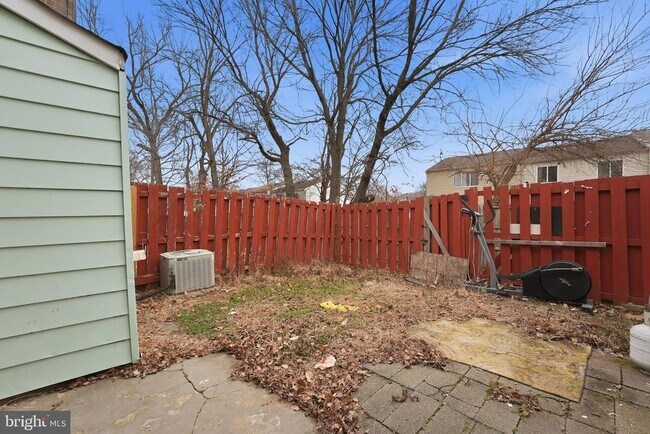 Building Photo - 2930 Buell Ct