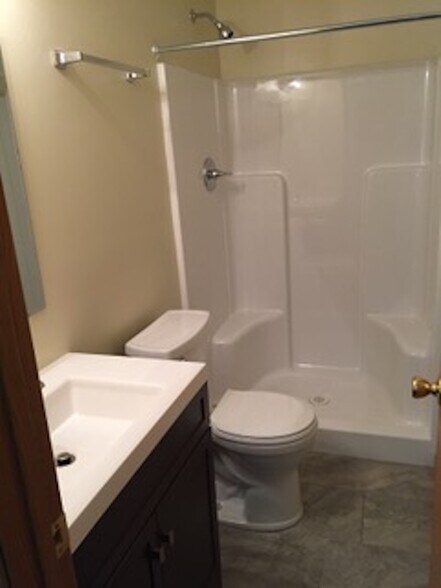 Building Photo - 500 S Depeyster St