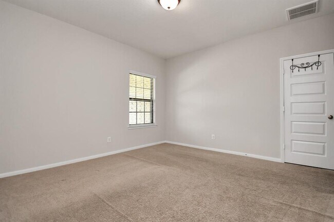 Building Photo - 5214 Alden Springs Blvd