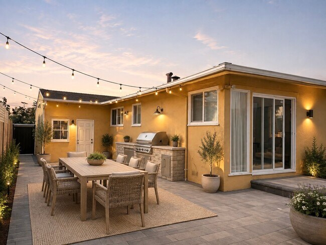 Building Photo - 112 Arroyo Dr