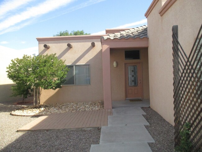 Building Photo - Gorgeous 3 bedroom home in Sonoma Ranch