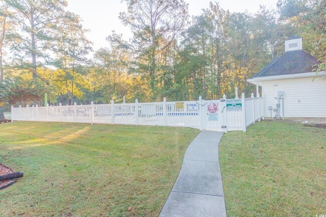 Building Photo - 697 Tupelo Ln