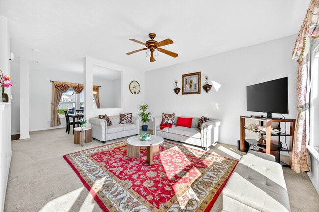 Building Photo - 4663 Bayview Dr