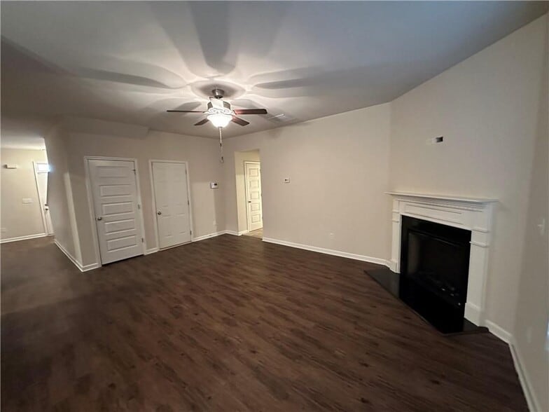 Building Photo - 376 Pernell Dr