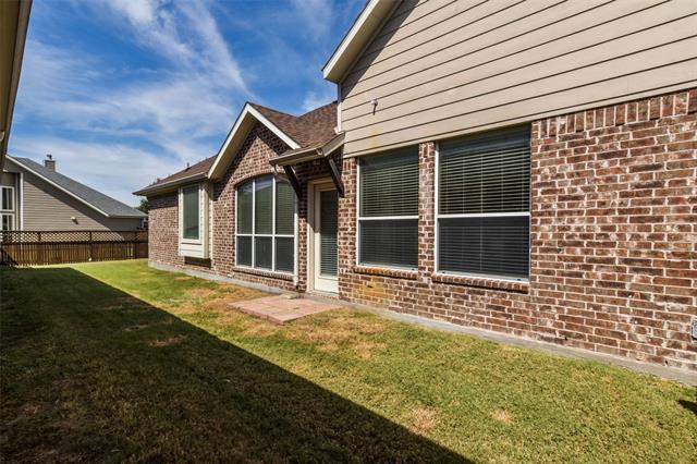 Building Photo - 11839 Westlawn Ln