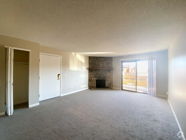 Building Photo - 430 Zang St