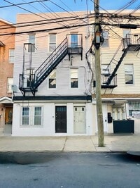 Building Photo - 20 Wallis Ave