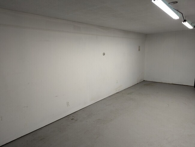 Building Photo - 30 Long Plain Rd