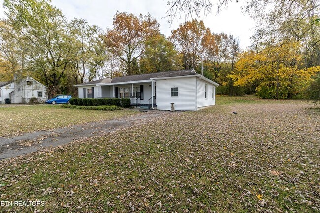 Building Photo - 6520 Jackie Ln