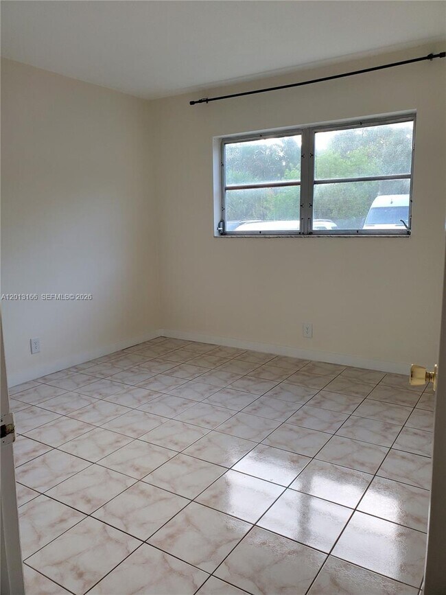 Building Photo - 1450 Atlantic Shores Blvd
