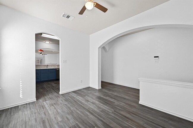 Building Photo - 9206 Brents Elm Dr