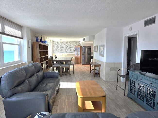 Building Photo - 17408 Gulf Blvd