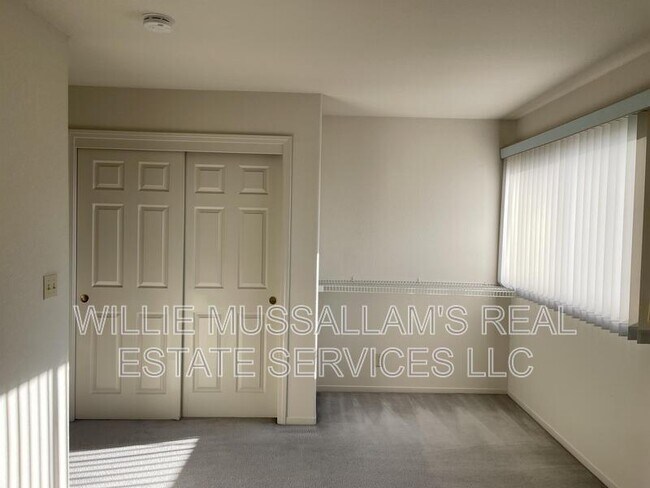 Building Photo - 1011 Snowgoose Ln