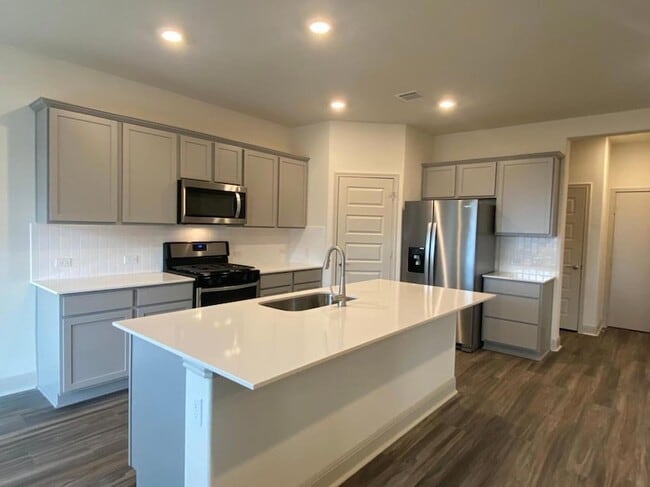 Building Photo - 18024 Stefano Dr