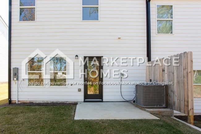 Building Photo - 2121 Avalon Rdg