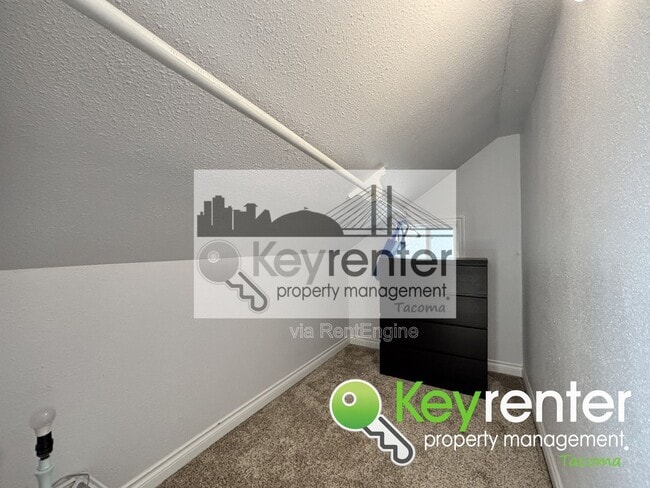 Building Photo - 8434 Tacoma Ave S