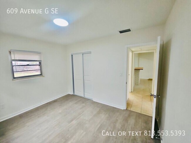 Building Photo - 609 Ave G SE