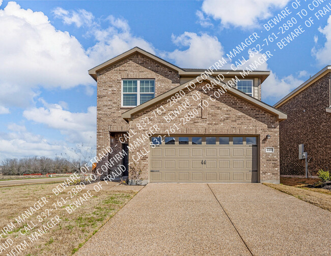 Primary Photo - Gorgeous Four Bedroom New Build in the Hea...