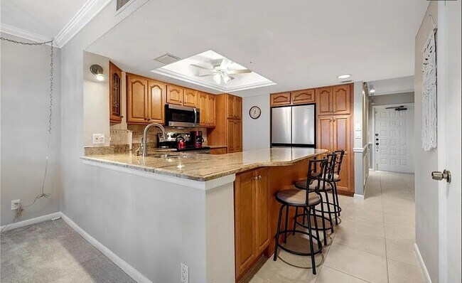 Building Photo - 3350 N Key Dr