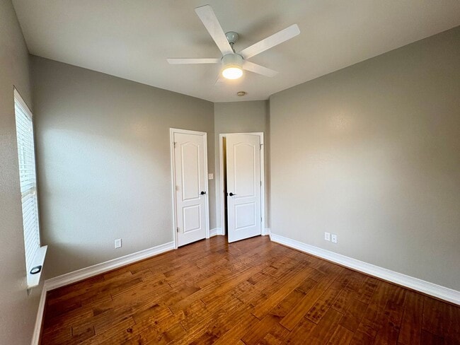 Building Photo - Harbour Breeze Estates