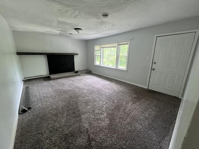 Building Photo - 948 Biddle St