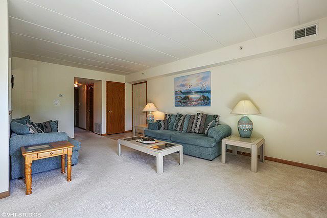 Building Photo - 12799 St Andrews Ct