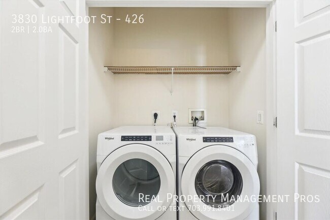Building Photo - 3830 Lightfoot St