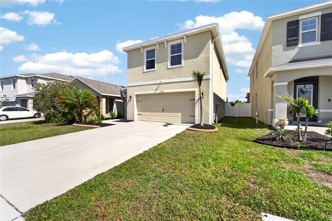 Building Photo - 11176 Leland Groves Dr