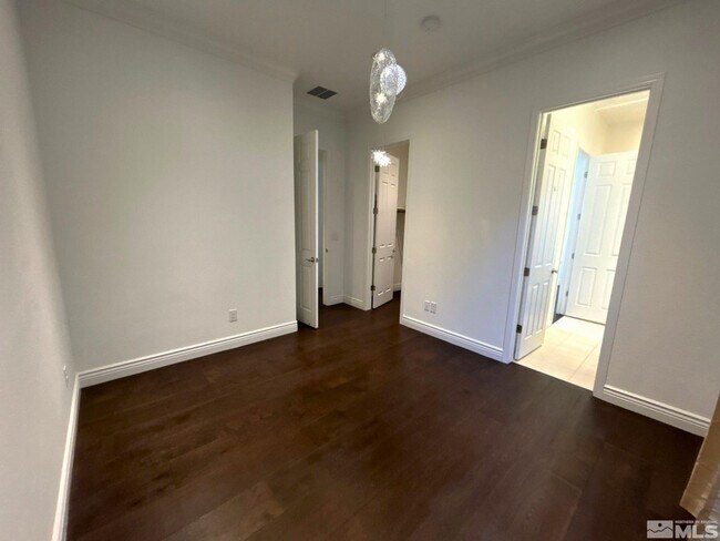 Building Photo - 2070 Blue Boy Ln