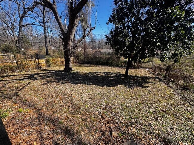 Building Photo - 3558 Kensett Dr