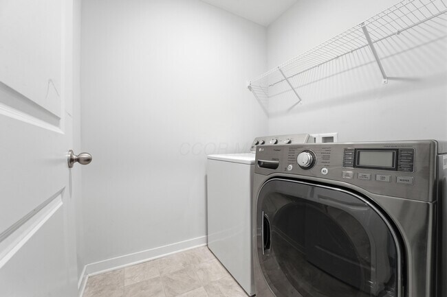 Building Photo - 3040 Wyntree Dr